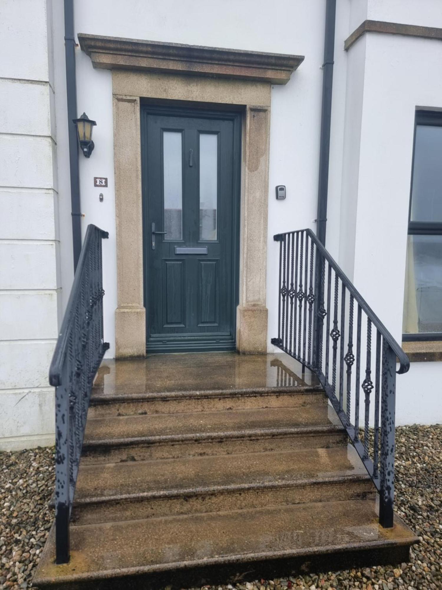 Harbour View Townhouse Villa Portrush Exterior photo